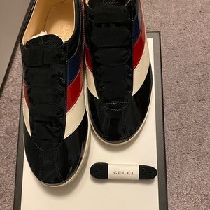 MEN Gucci Shoes